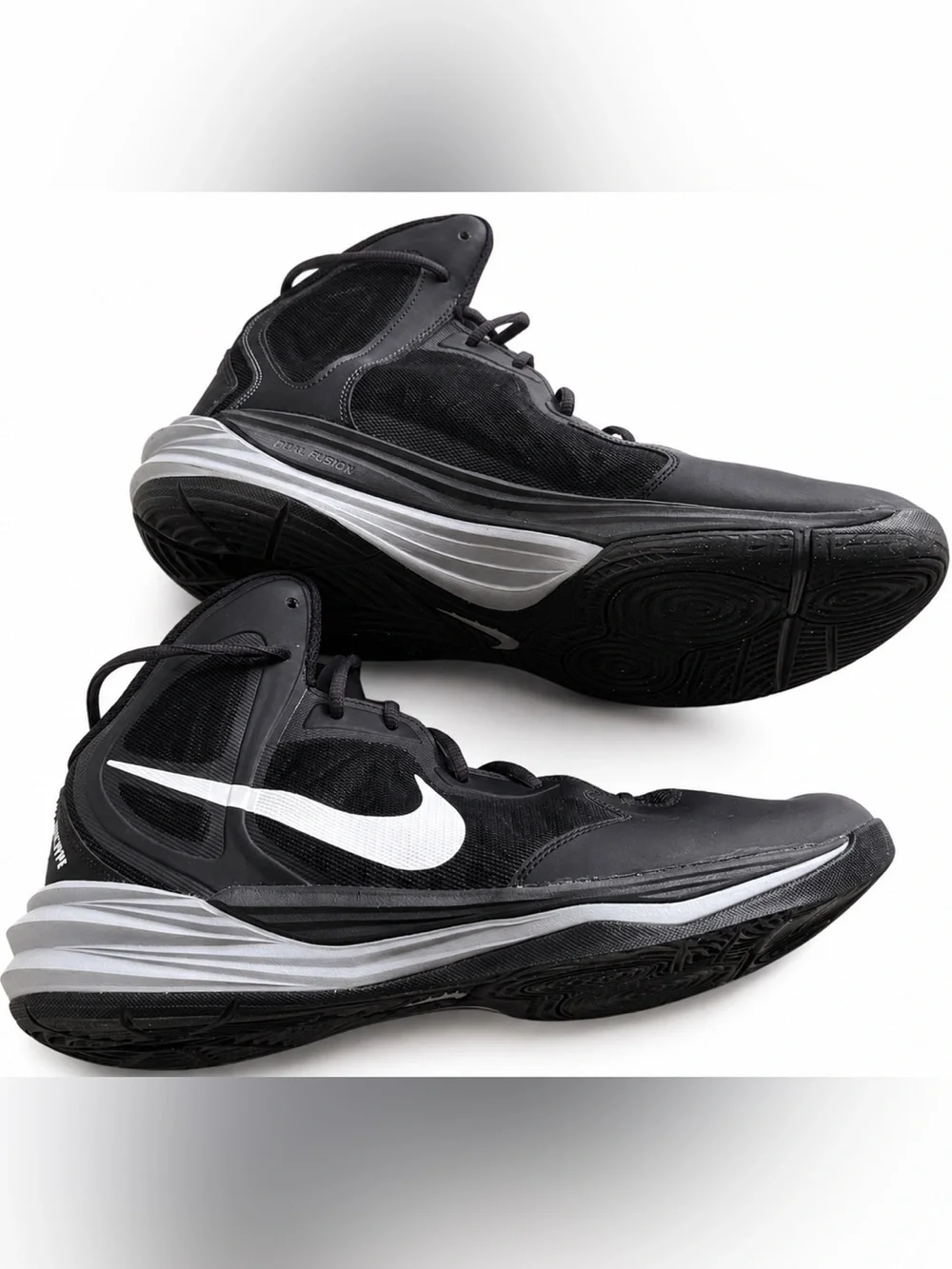 Nike Men's Black and White High-Top Athletic Basketball Shoes